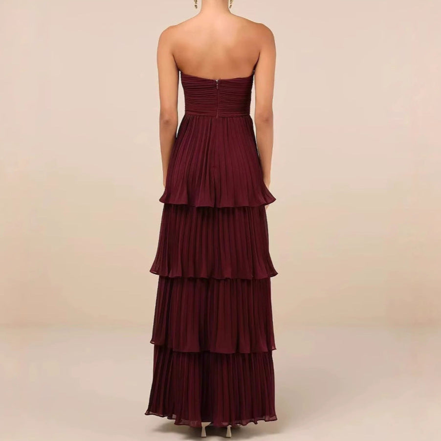 Robe maxi formelle pour femme avec jupe plissée en couches et décolleté en forme de cœur Chic & Stil
