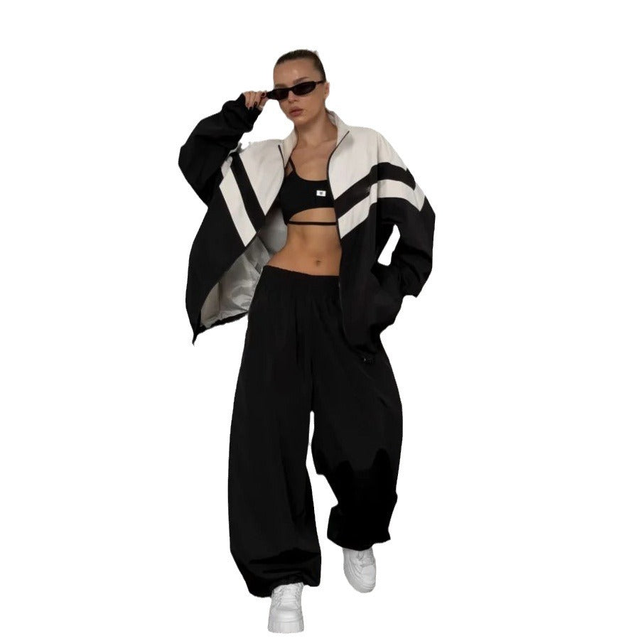 Women's sports set with zipper and wide pants Lune London