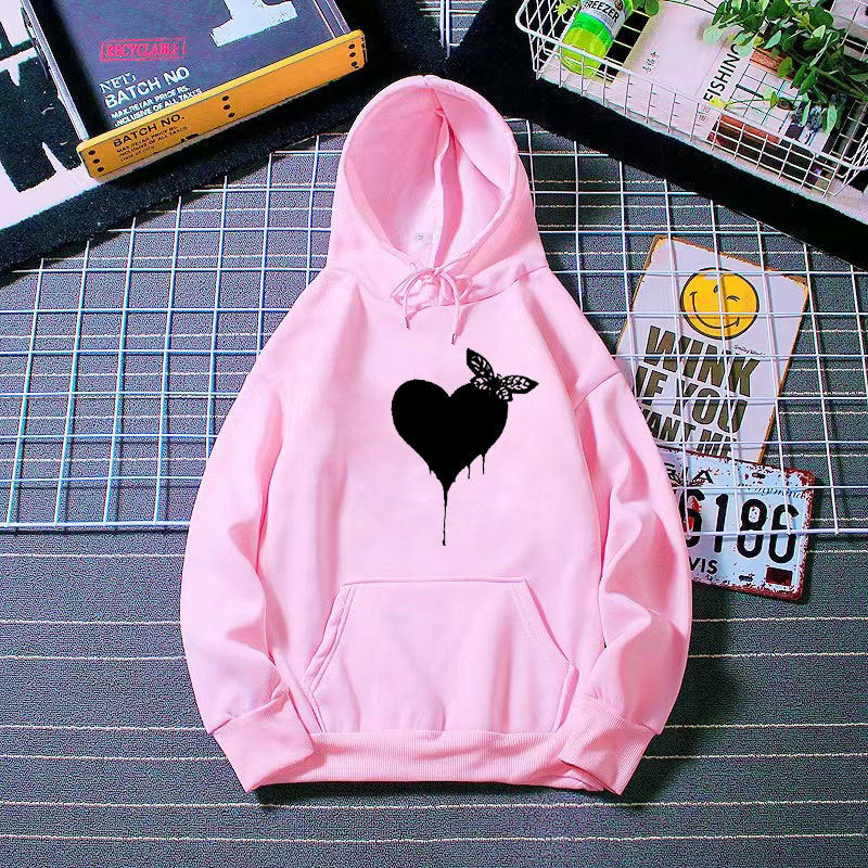 Women's Hoodie with Creative Heart Design Chic & Stil