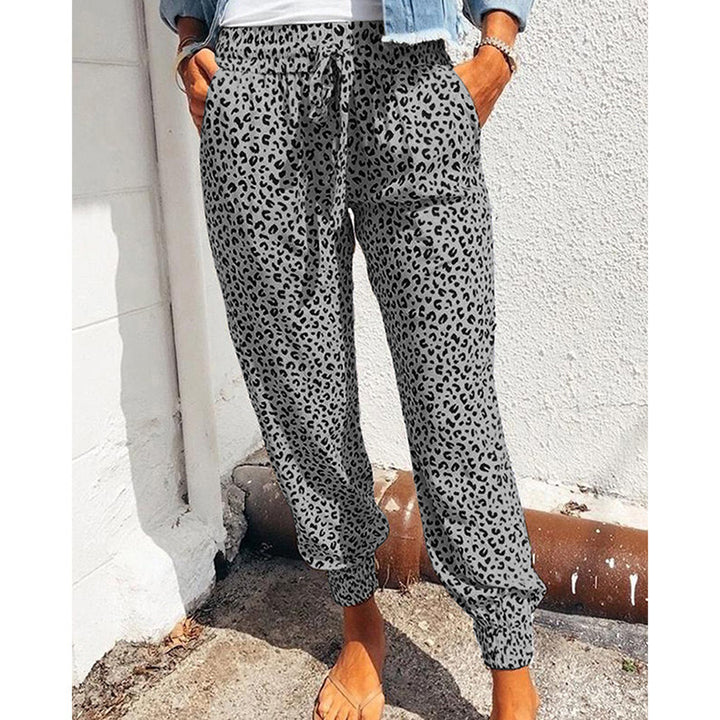 Casual leopard print jogging pants for women with elastic waistband Lune London
