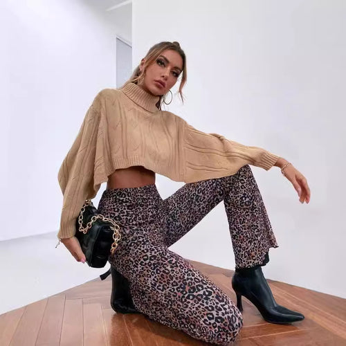 Ladies cropped turtleneck in chunky knit Amarae