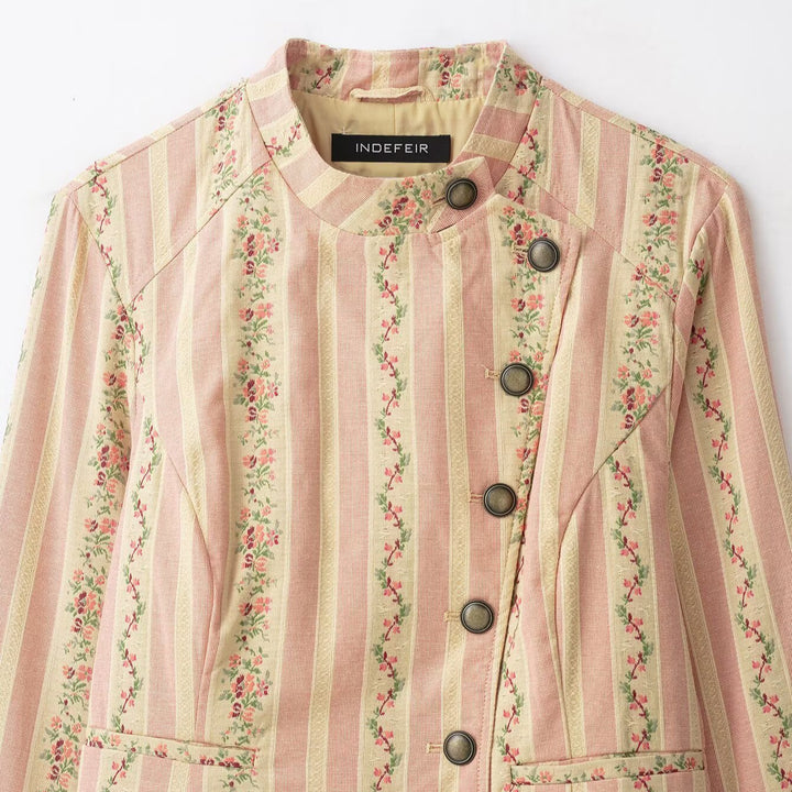 Women's short jacket with stand-up collar and vintage floral pattern Amarae