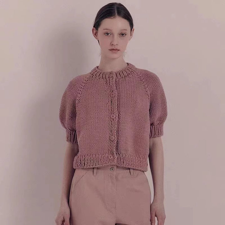 Pull en tricot à la mode pour femmes avec manches bouffantes Chic & Stil