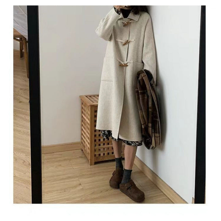 Women's Duffle Coat with Practical Pockets and Decorative Wooden Toggle Buttons Chic & Stil