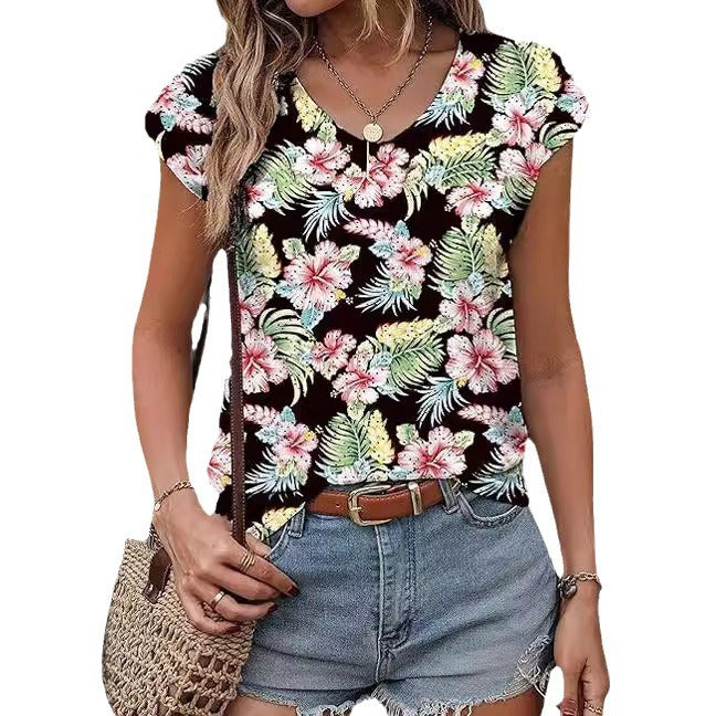 Women V-neck short sleeve T-shirt with textured design Lune London