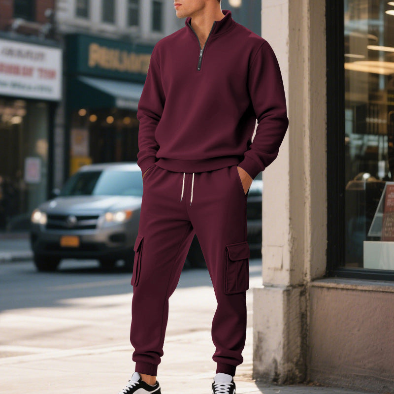 Sport leisure set for men with high collar and practical cargo pockets Lune London