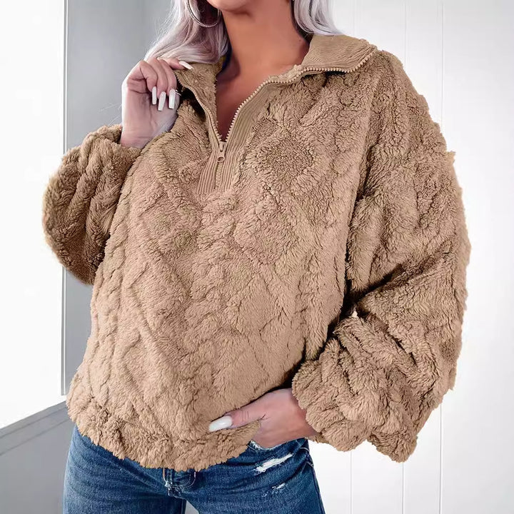 Ladies cozy fleece pullover with zipper and wide sleeves Lune London