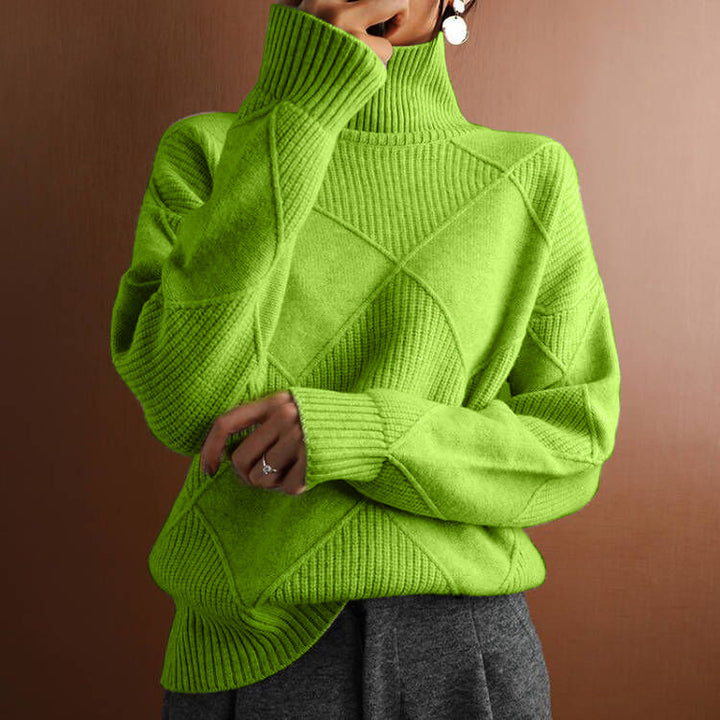 Trendy women's turtleneck sweater with a structured look Lune London