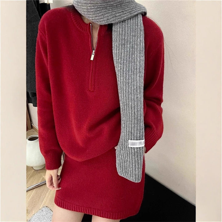 Robe pull tricotée à col montant et fermeture éclair pour femmes Chic & Stil