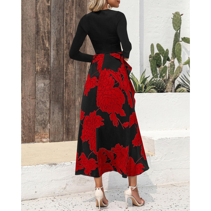 Maxi skirt for ladies with floral ornaments and a flexible waist Lune London