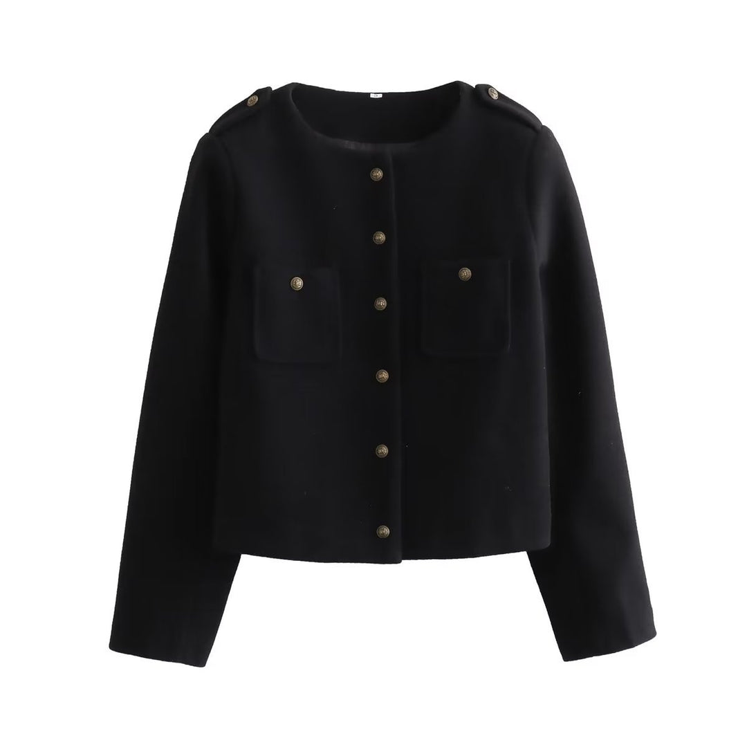 Short women's jacket with practical pockets and elegant button details Lune London