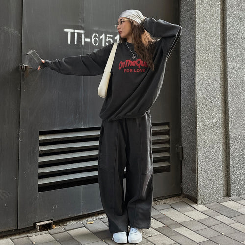 Casual lounge set for women with oversized sweatshirt and wide pants Amarae