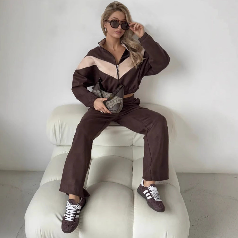 Lady Relaxed-Fit sports outfit with hood and elastic waist Lune London