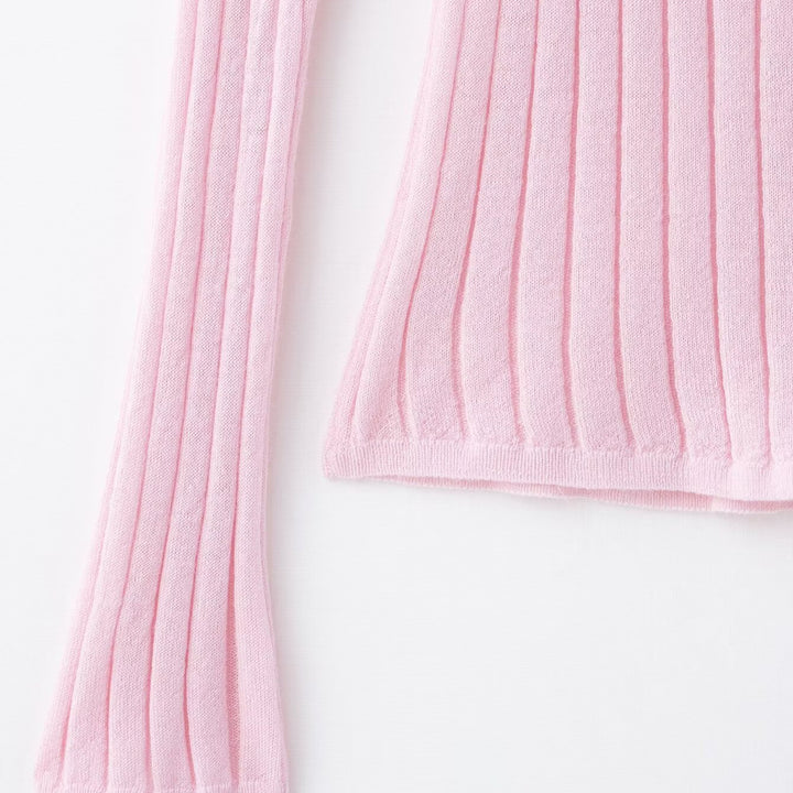 Elegant women's knitted sweater with a fine ribbed texture Lune London