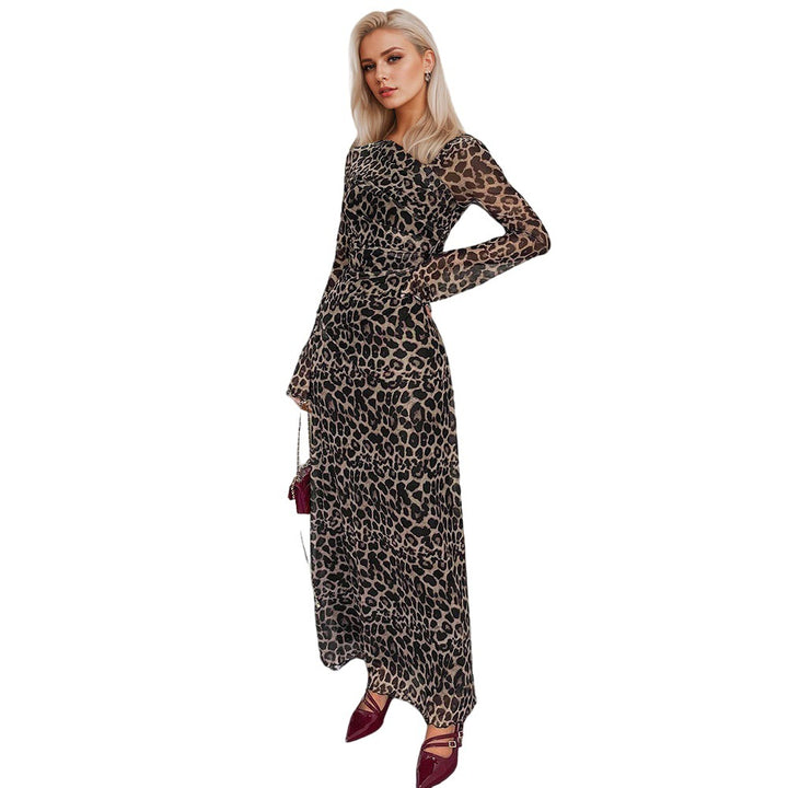 Robe maxi femme avec imprimé animal élégant et coupe sophistiquée Chic & Stil