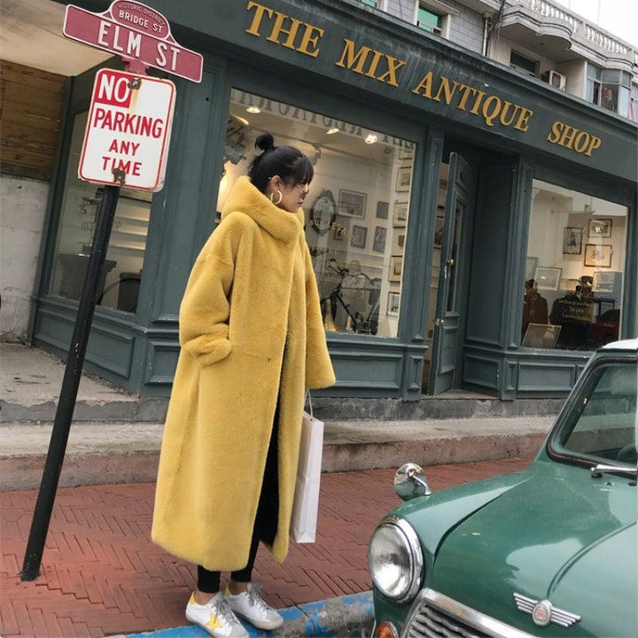 Ladies Oversized Soft Coat with High Collar and Chic Side Pockets