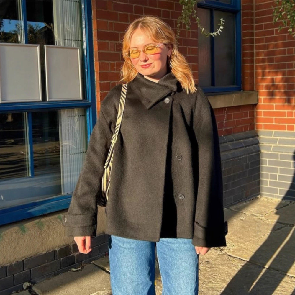 Ladies cozy wool jacket with high collar and button details Lune London