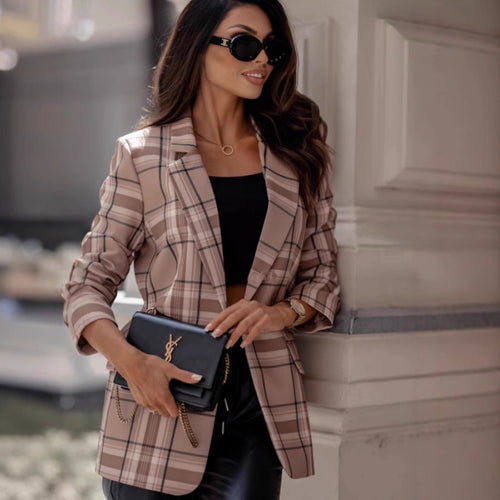 Plaid blazer for women with a modern cut and chic elegant accents