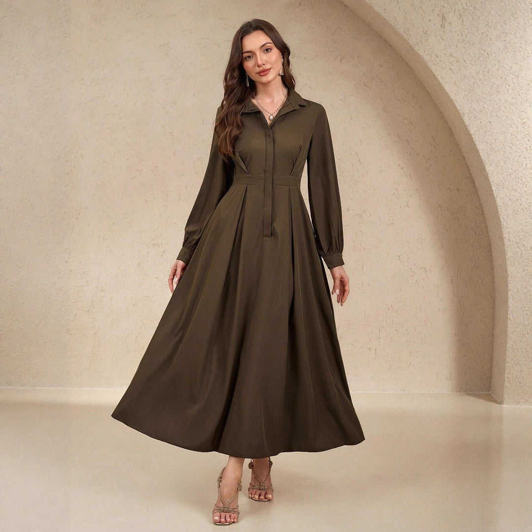 Elegant shirt dresses for women with a flowing skirt and practical pockets Lune London