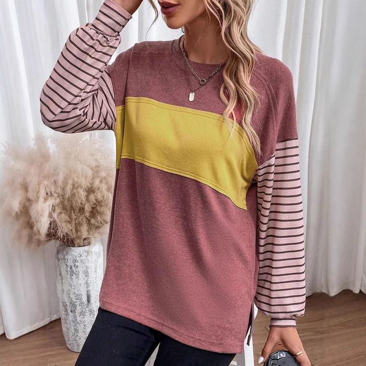 Women's Loose Colorblock Sweatshirt with Striped Sleeves and Round Neck Amarae