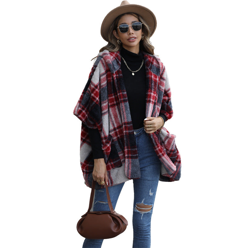 Plush plaid jacket for ladies with spacious pockets and open design Lune London