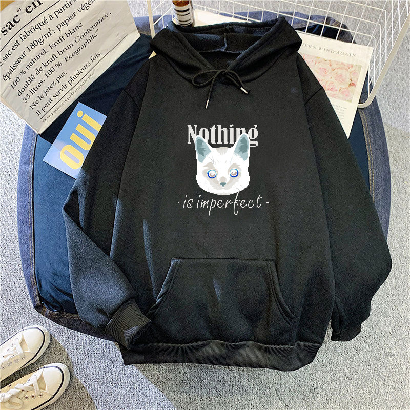 Women's Cozy Hoodie with Artistic Cat Design Chic & Stil