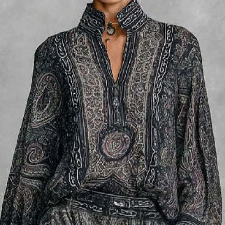 Women Flowing Boho Two-Piece Set with Loose Tunic and Harem Pants in Paisley Design Amarae