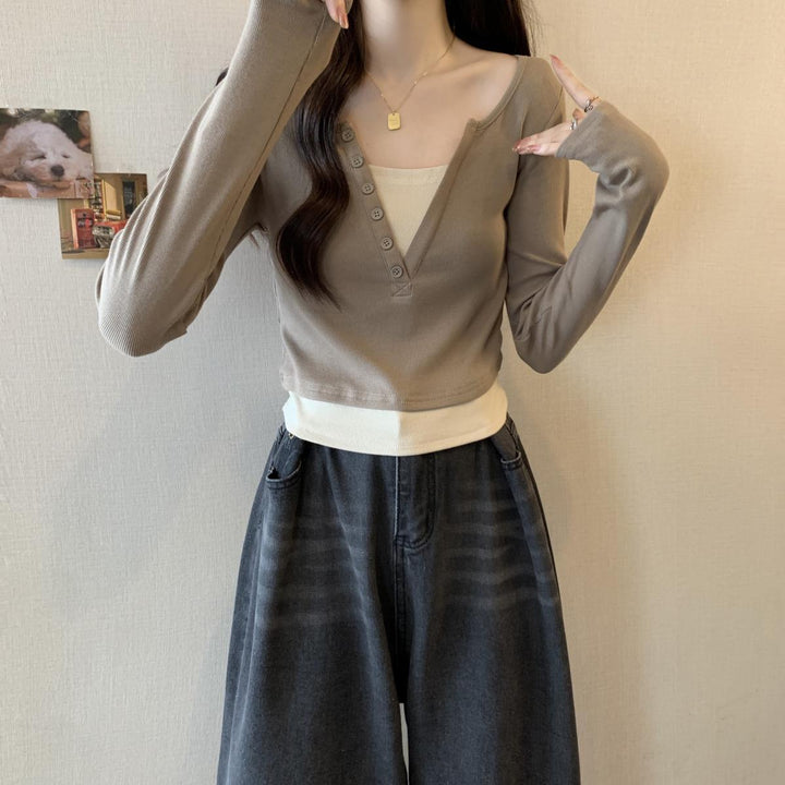 Chemise à manches longues pour femmes avec patte de boutonnage et col rond Chic & Stil