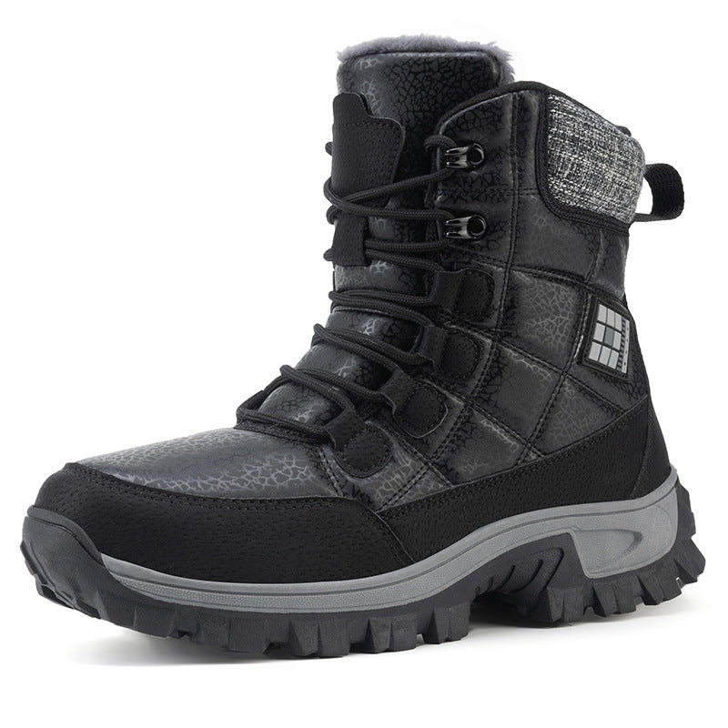 Winter hiking boots for women with non-slip sole and insulating inner lining Lune London