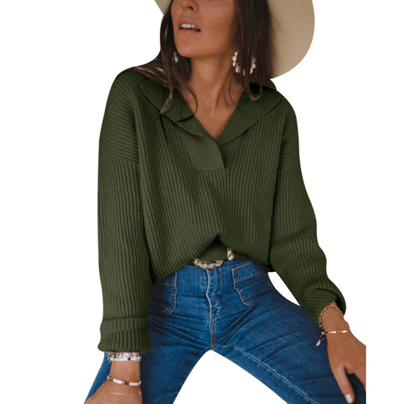 Casual knitted sweater for women with a loose fit and an attractive V neckline Lune London