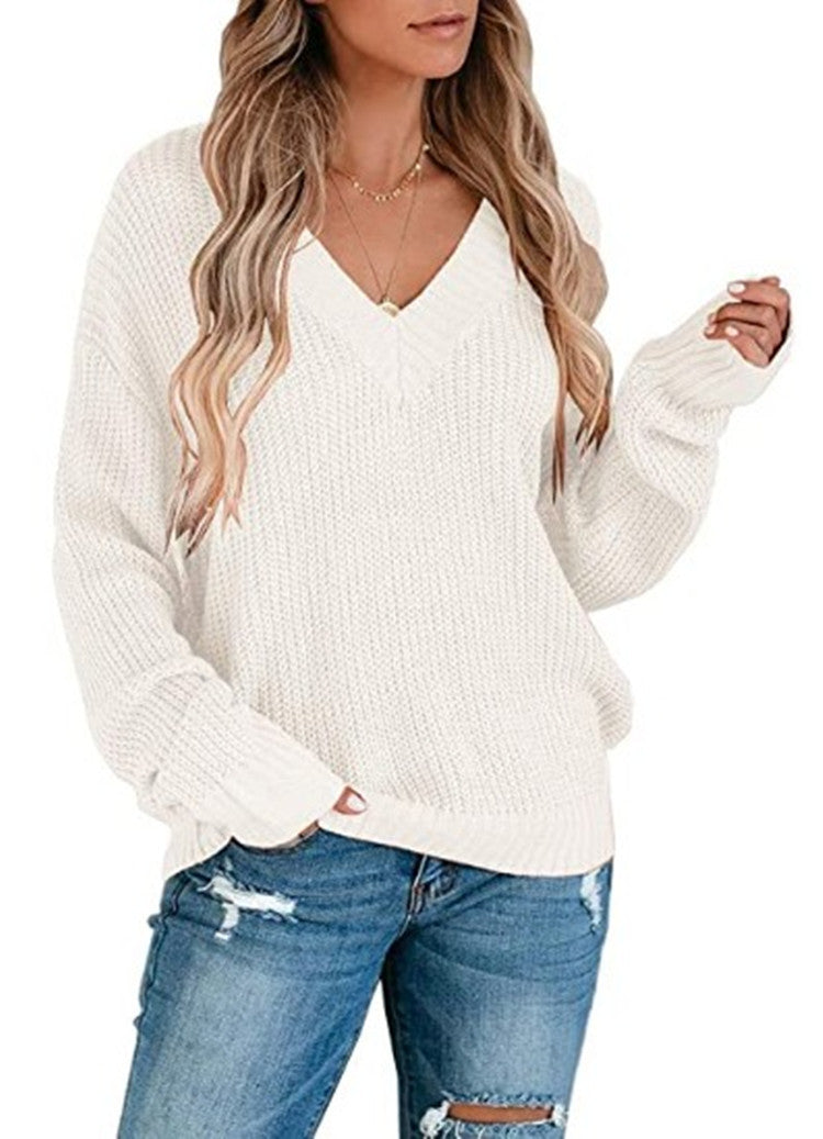 Knit sweater for women with V-neck and casual fit Lune London
