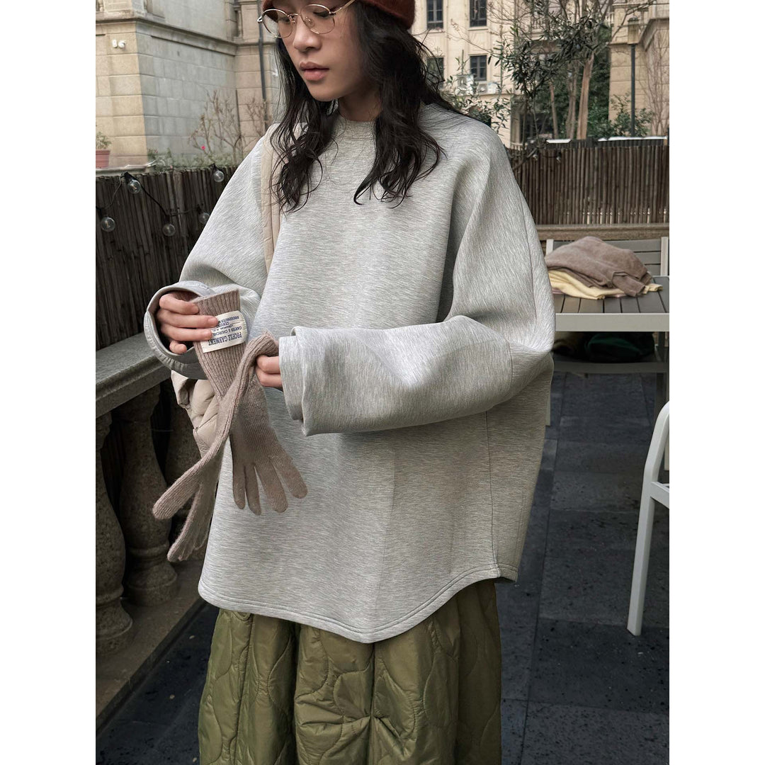Women's Loose Sweatshirt with Voluminous Balloon Sleeves and Round Neck