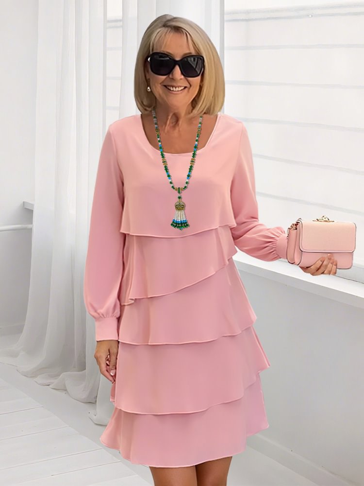 Trendy dress for women with layers and long sleeves Lune London