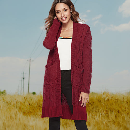 Knitted cardigan for women with a modern weaving pattern and practical pockets Amarae