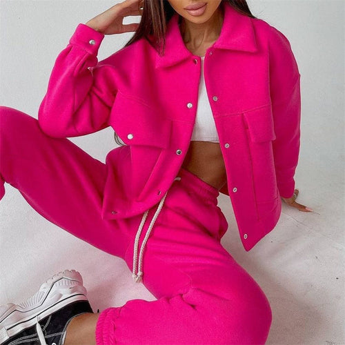 Women’s sports set consisting of an oversized jacket and comfortable jogging pants Amarae