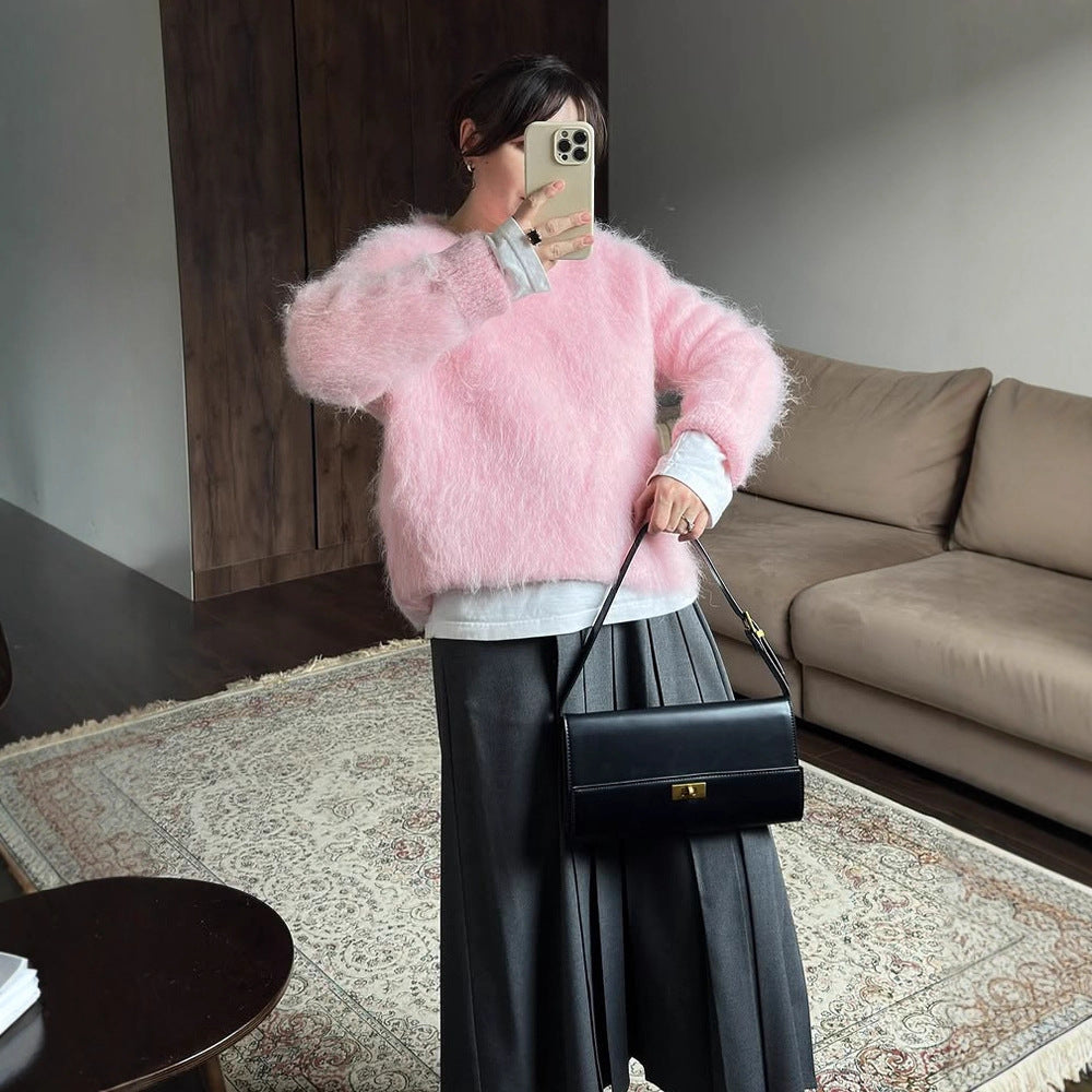 Women's Oversized Mohair Sweater with Fluffy Texture and Round Neckline Amarae