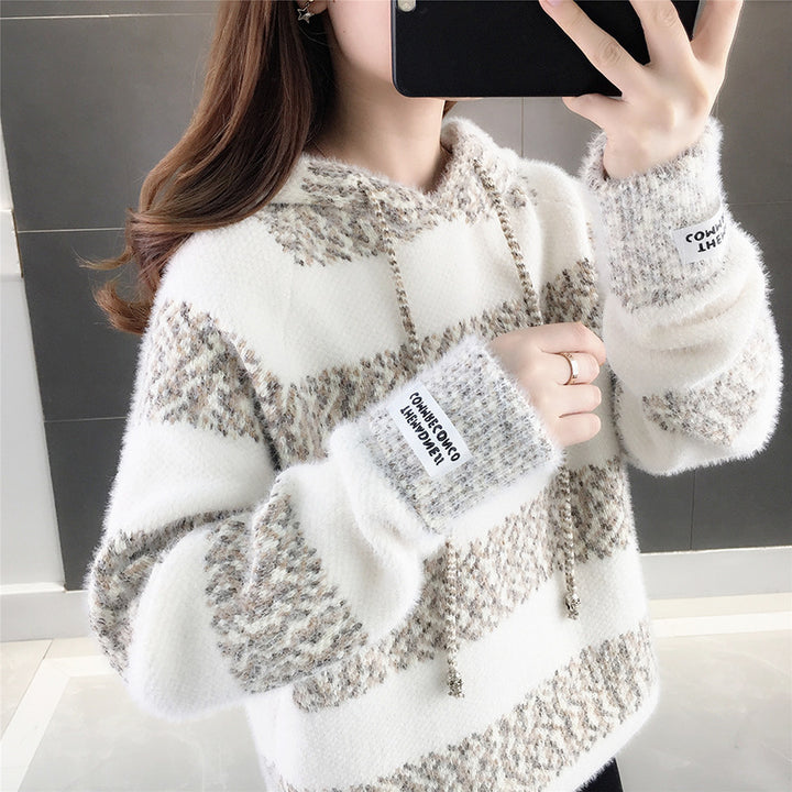 Casual hoodie for women with textured striped pattern and drawstring Lune London