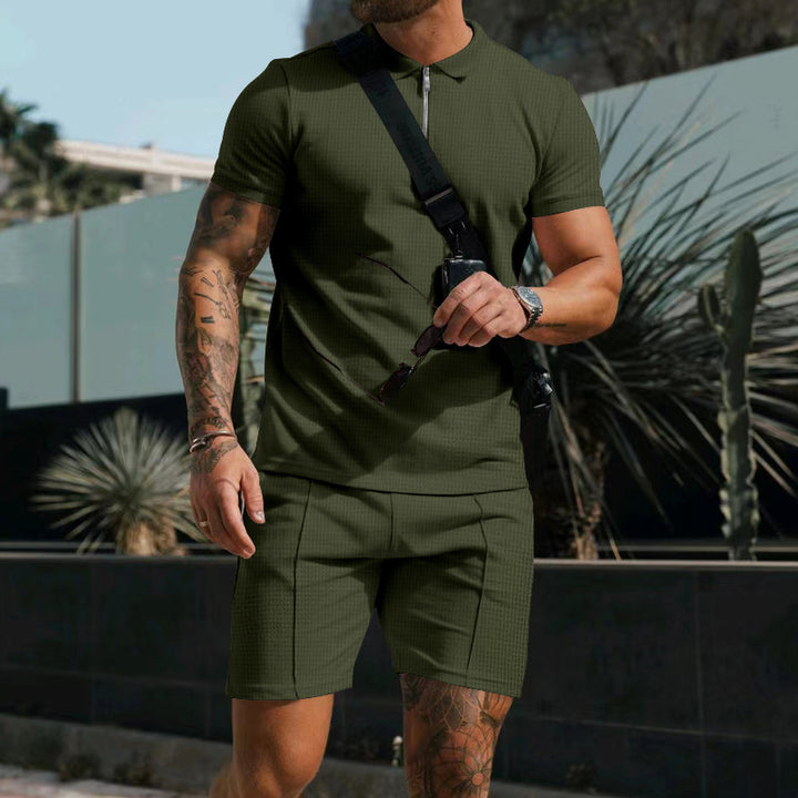 Men's short sleeve sports set with high quality functional material and contrasting details Lune London