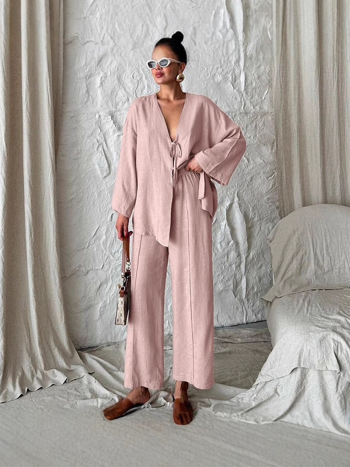 Casual set for women with a loose top and comfortable pants Lune London