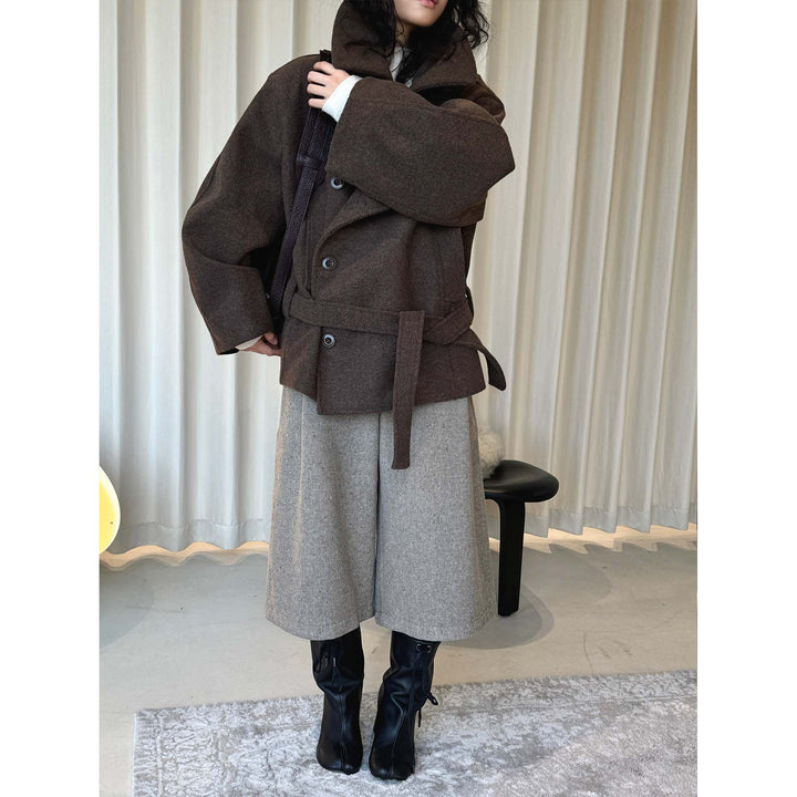 Women High-Waisted Culotte Pants made of Wool Blend with Pleat Amarae