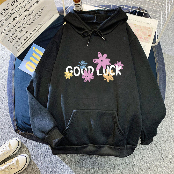 Women's hoodie with cheerful design and printed lettering Chic & Stil