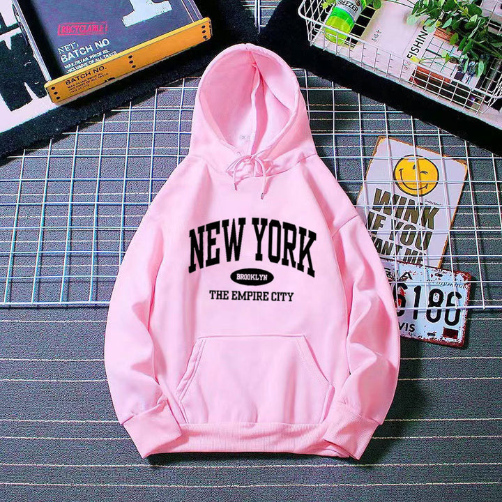 Women Cozy Hoodie with New York Print Chic & Stil