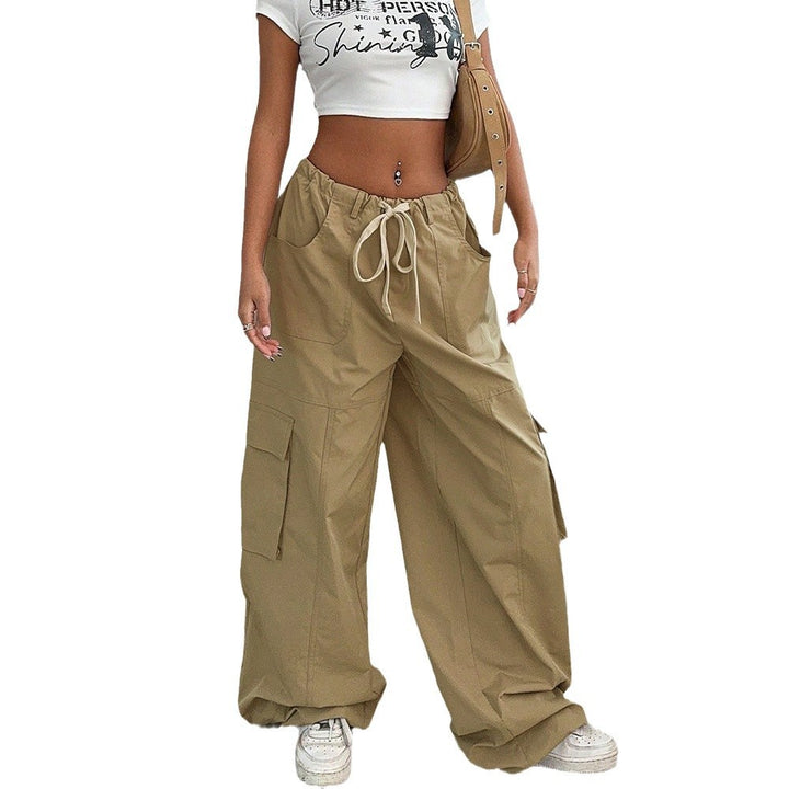 Women's cargo pants with side pockets and elastic waist Chic & Stil
