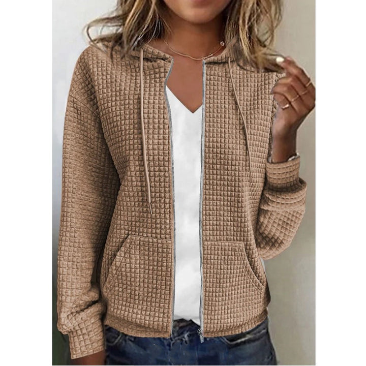 Hooded jacket for women with embossed design and practical pockets Lune London