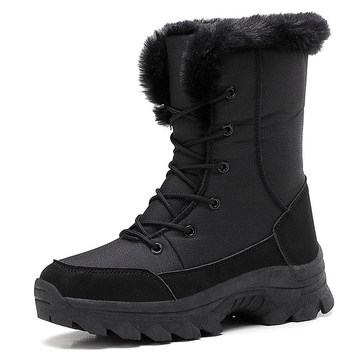 Winter boots for women with non-slip sole and trendy faux fur Lune London