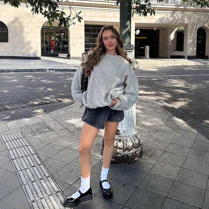 Women's Oversize Knit Sweater with Cable Pattern and Ribbed Cuffs Amarae