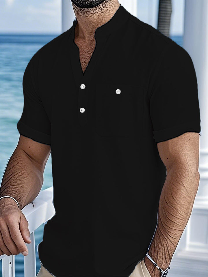 Casual short-sleeve shirt for men with button closure Amarae