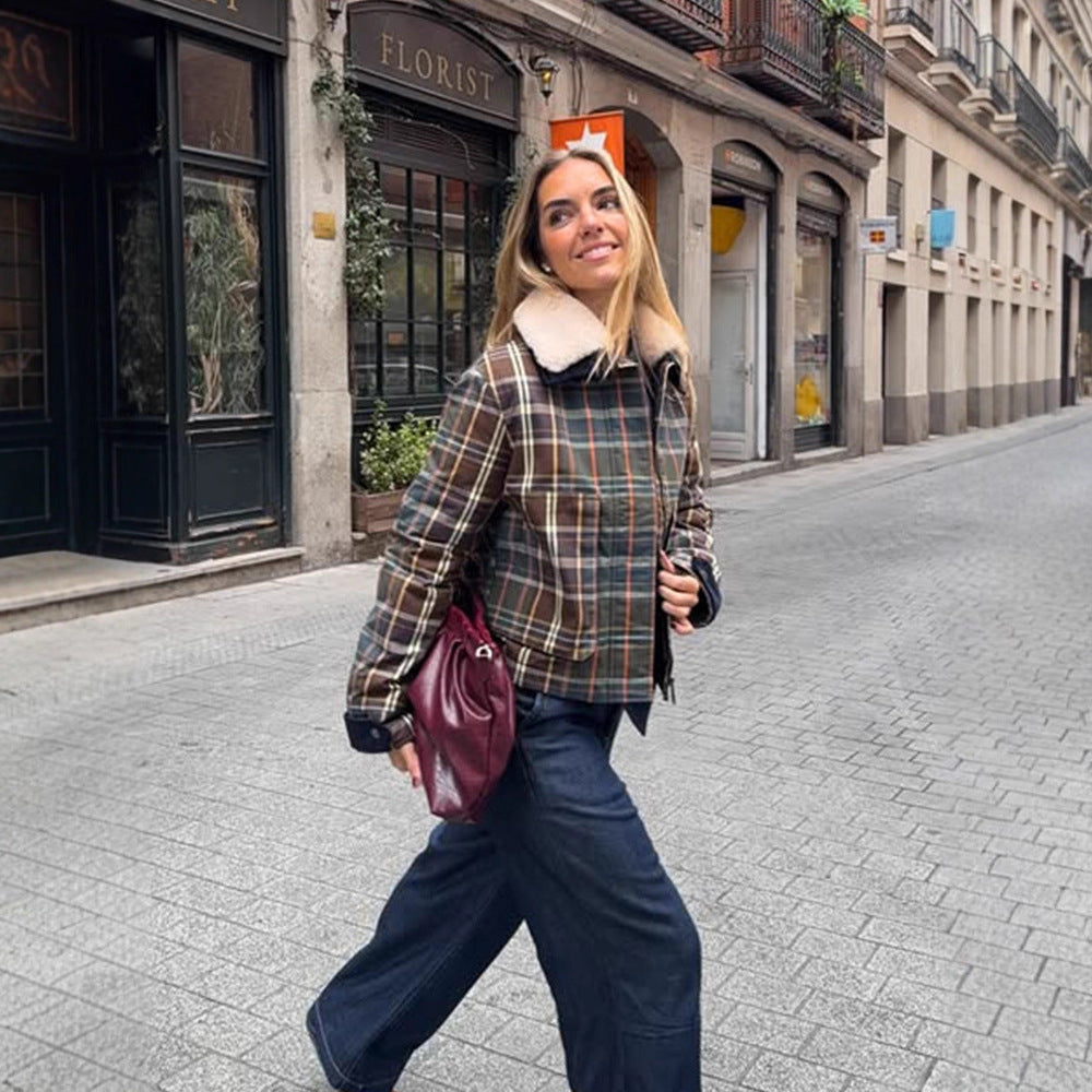 Women's Short Blouson in Check Pattern with Padded Lining and Teddy Collar Amarae
