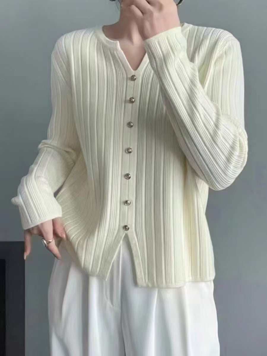 Fine knit blouse for women with button placket Lune London