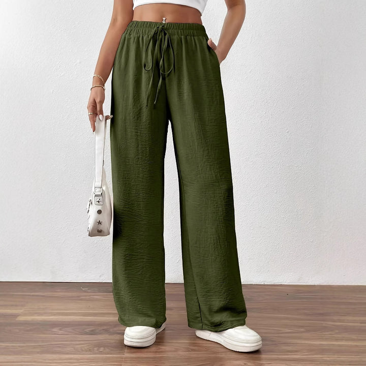 Loose linen pants for women with elastic waist and side pockets Lune London